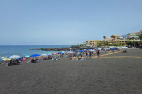 OBSIDIAN Neptuno seafront and pool